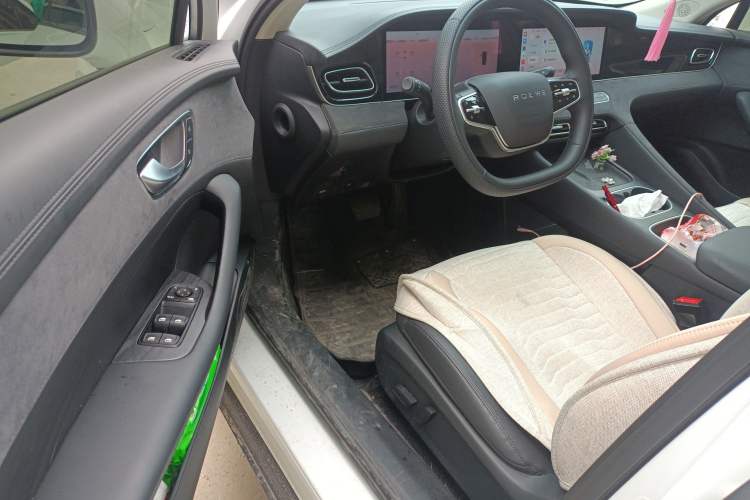 Used Roewe D7 2025 DMH 125km World Champion Excellence Edition Driver Seat