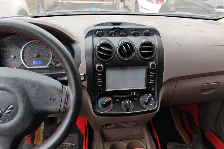 Used Wuling Hongguang 2010 1.2L Comfort Edition China IV
