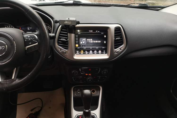 Used Jeep Compass 2017 200T Automatic Family Edition