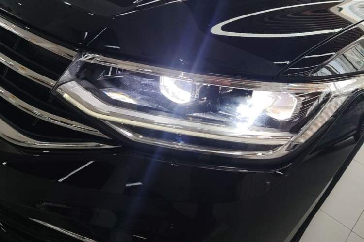 Used Volkswagen Tiguan L 2024 330TSI Automatic Two-Wheel Drive R-Line Enhanced Edition