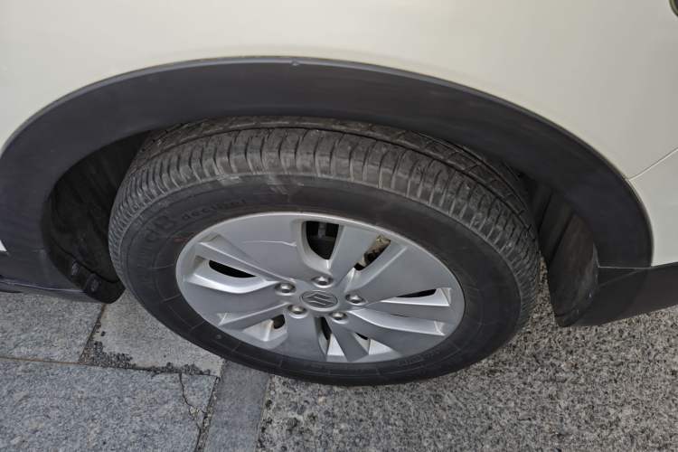 Used Suzuki S-Cross 2014 1.6L Manual Two-Wheel Drive Entry Model