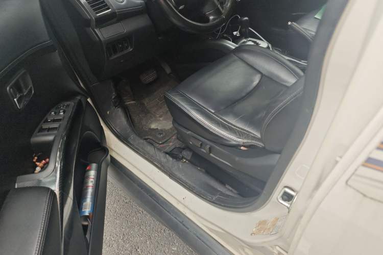 Used Mitsubishi Outlander 2010 Kinhui 2.4 Fashion Edition