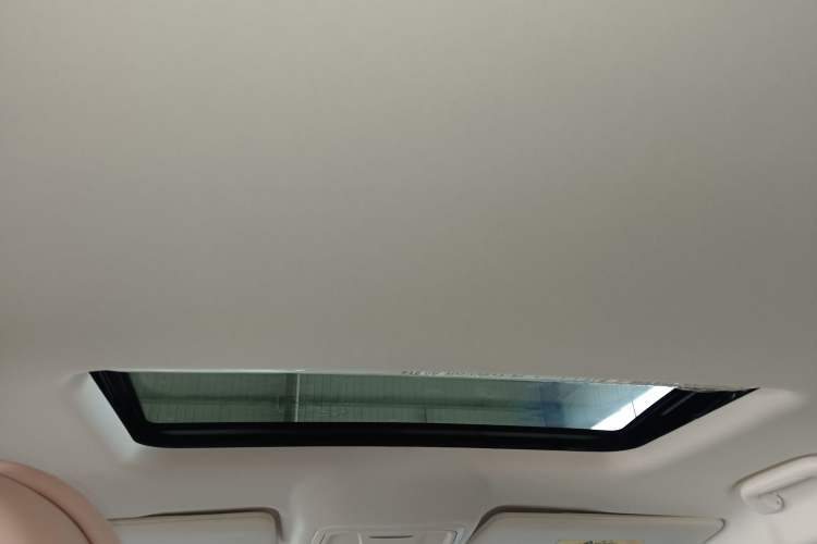 Used ORA Ballet Cat 2022 401 km Nutcracker Edition Headliner