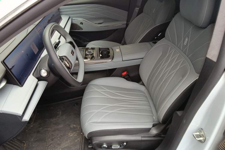 Used Geely Galaxy E8 2025 700 km Long-Range Intelligent Driving Version