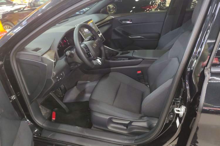 Used Toyota Avalon 2024 2.0L Ambition Edition
