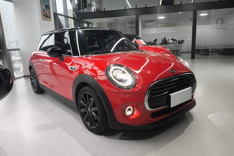 Used MINI 2019 1.5T COOPER Artist