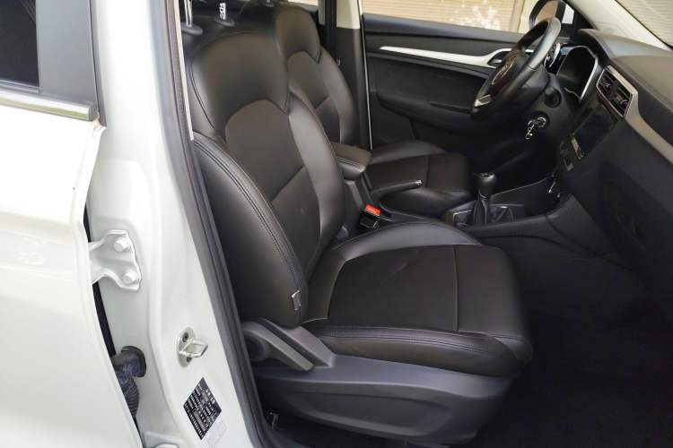 Used MG ZS 2018 1.5L Manual Comfort Edition China V Standard