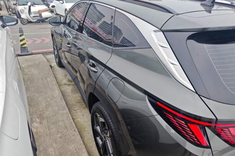 Used Hyundai Tucson 2023 Tucson L 1.5T Automatic Two-Wheel Drive DLX Luxury Edition
