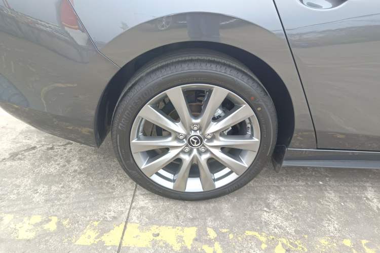 Used Mazda Mazda 3 Axela 2023 2.0L Automatic ZhiXuan Edition