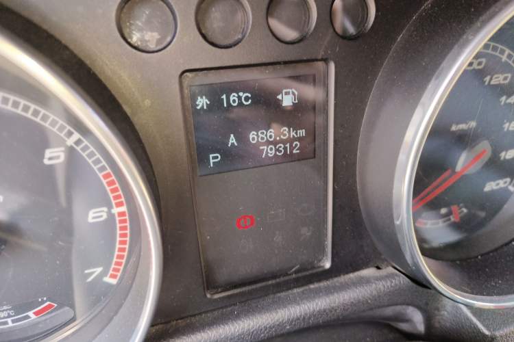 Used BAIC Off-Road BJ40 2016 40L 2.3T Automatic All-Wheel Drive Premium Edition Odometer Close Up