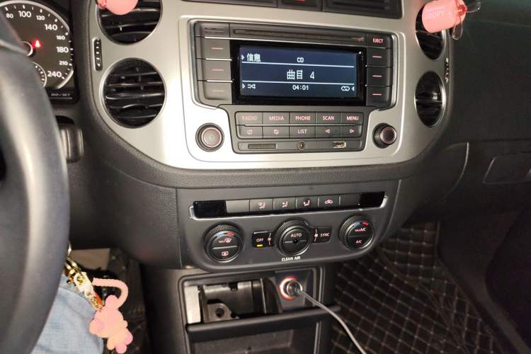 Used Volkswagen Tiguan 2016 280TSI Automatic Two-Wheel Drive Silk Road Comfort Edition