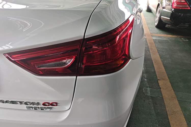 Used CHANGAN Ruicheng CC 2022 Blue Whale Edition 1.5T DCT Luxury Model Exterior 3