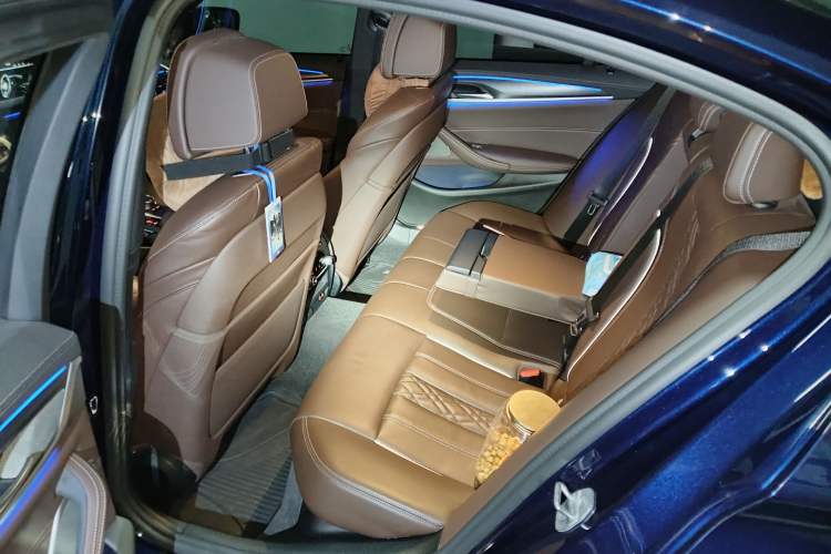 Used BMW 5 Series 2021 540i Sport Line M Sport Package Left Rear Seat