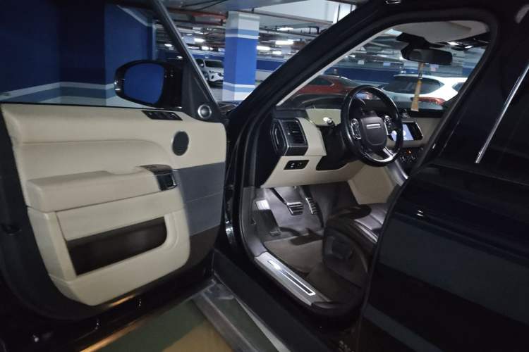 Used Land Rover Range Sport 2014 3.0 SC V6 HSE DYNAMIC Driver Seat