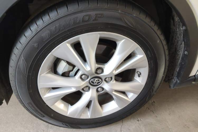 Used Toyota IZOA 2021 2.0L Enjoy Edition
