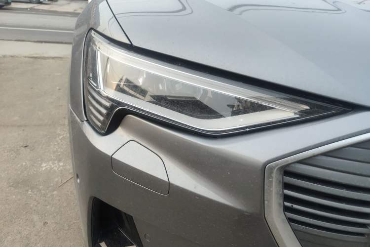 Used Audi e-tron 2019 55 quattro Technology Edition