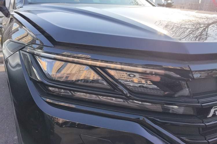 Used Volkswagen Touareg 2021 3.0 TSI Luxury Edition Black Diamond Sport Package