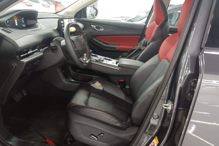 Used CHANGAN CS55PLUS 2022 2nd Generation 1.5T DCT Prestige Version
