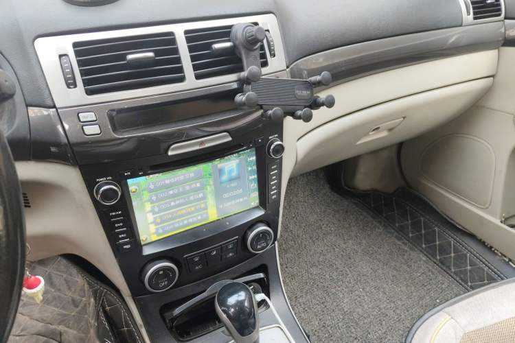 Used Bestune B70 2011 2.0L Automatic Fashion Version