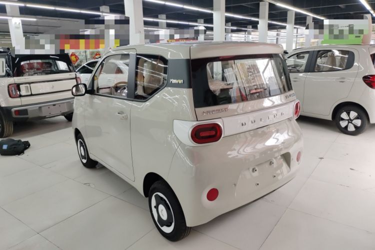 Used Wuling Hongguang MINIEV 2024 3rd Generation 215km Youth Edition
