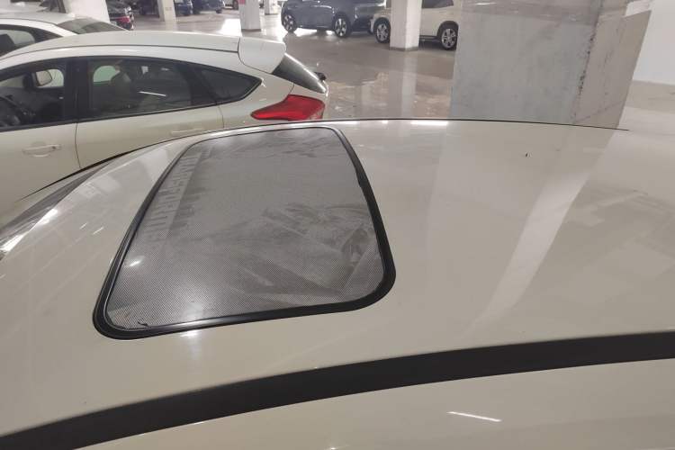 Used Ford Focus 2015 Hatchback 1.6L Manual Fashion Edition Roof