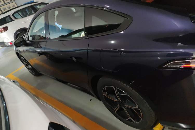 Used Dongfeng eπ eπ007 2024 Range-Extended 200 Air Edition