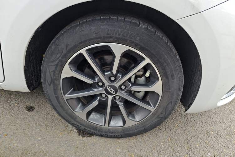 Used Chery Arrizo 5 2021 PRO 1.5L Manual Youth Edition Right Front Wheel Hub