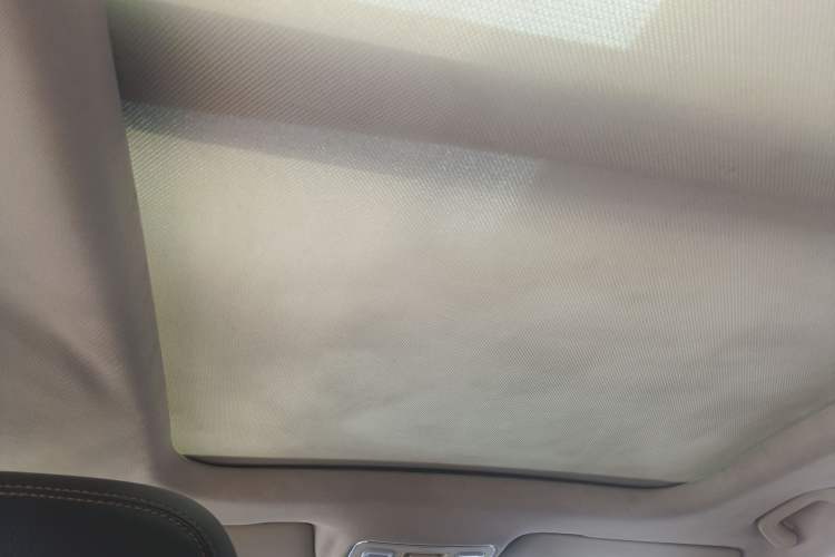 Used Geely Auto Vision X6 2018 1.4T CVT 4G Connected Flagship Edition
