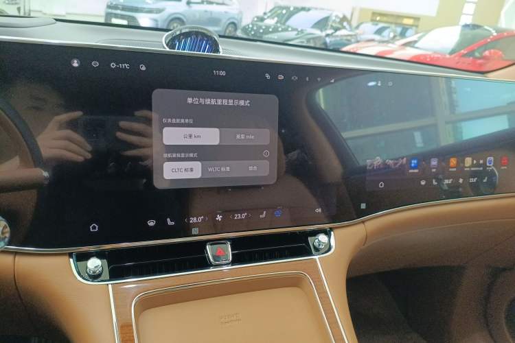 Used Hima S800 2025 Model, Range-Extended Starlight Premium Edition, 5 Seats
