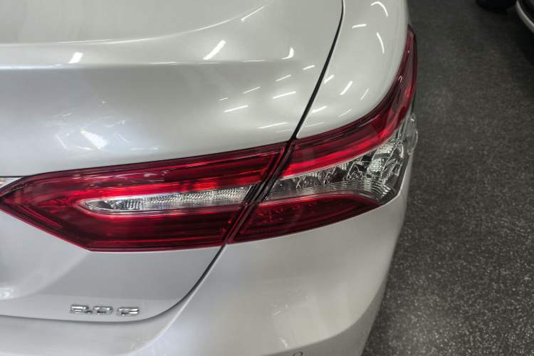 Used Toyota Camry 2019 Revised Version 2.0G Luxury Edition
