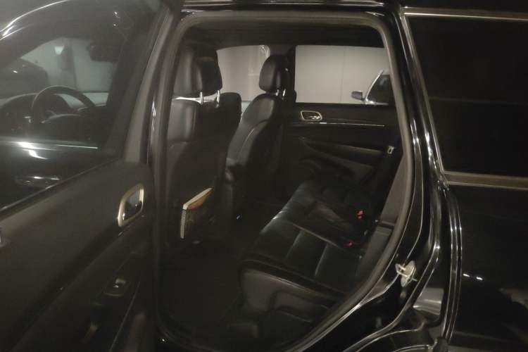 Used Jeep Grand Cherokee 2014 3.6L Elite Navigation Edition