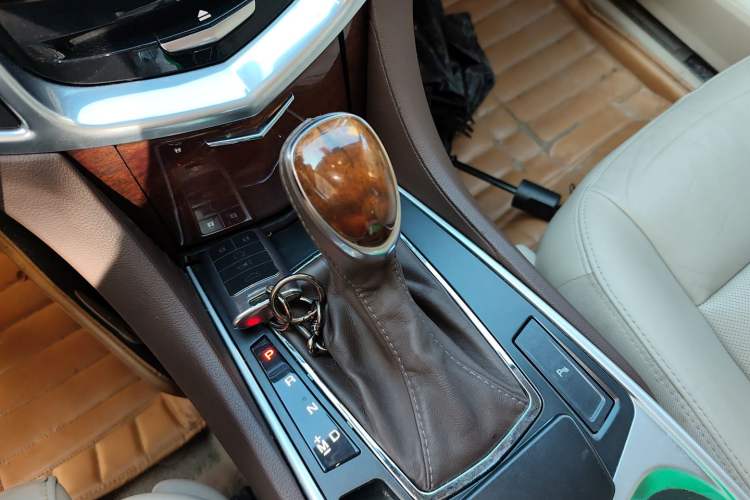 Used Cadillac SRX 2013 3.0L Leading Model Gear Lever