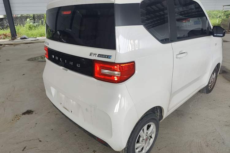 Used Wuling Hongguang MINIEV 2021 Macaron Fashion Model Lithium Iron Phosphate