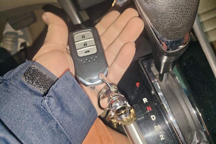 Used Honda Crider 2013 1.8L automatic luxury edition