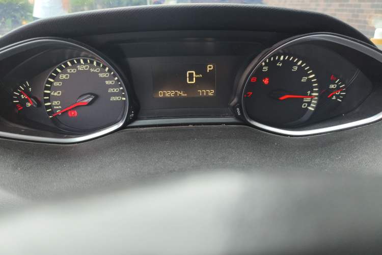 Used Peugeot 308S 2015 1.2T Automatic Jingchi Edition Instrument Cluster