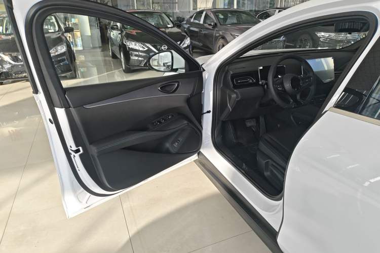 Used BYD Seal 06 New Energy 2025 DM-i Smart Drive 80KM Luxury Model
