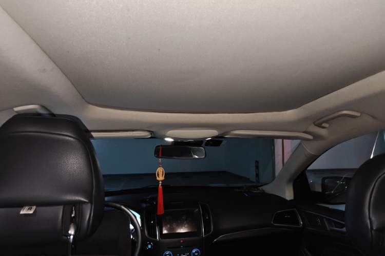 Used Ford Edge 2016 EcoBoost 245 Two-Wheel-Drive Titanium 7-Seater Headliner