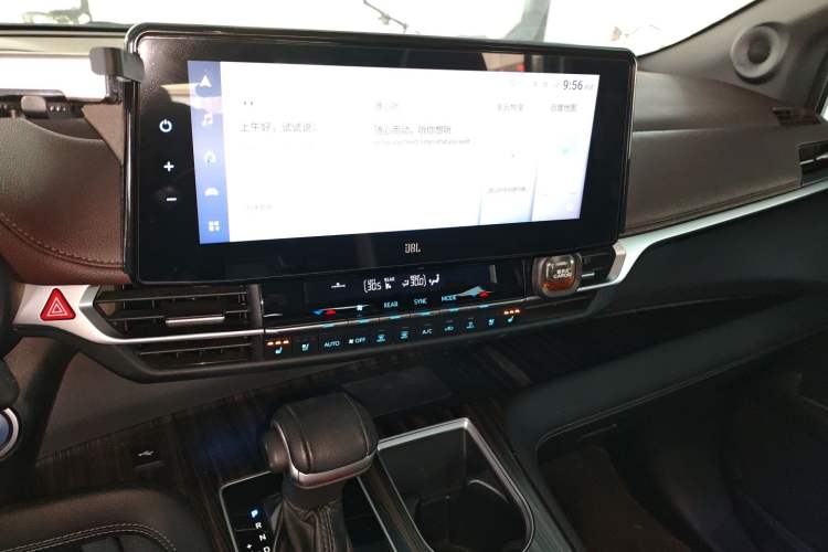 Used Toyota Sienna 2021 2.5L Hybrid Platinum Edition