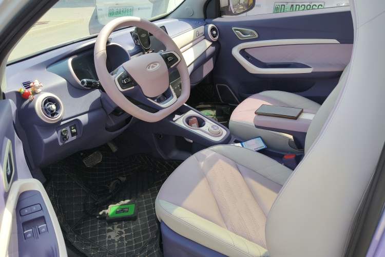 Used Chery Little Ant 2022 Me 301km Rococo Lithium Iron Phosphate Left Front Seat