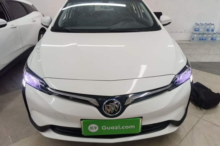 Used Buick Velite 6 2023 430km Range Commuter Version
