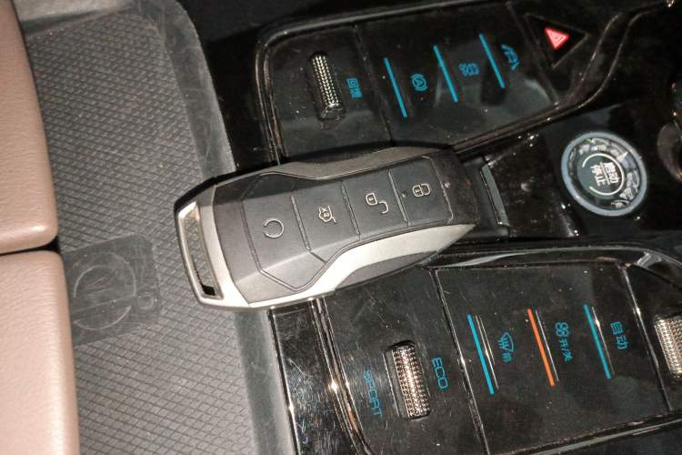 Used BYD Han 2020 EV Long-Range Luxury Model
