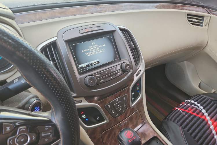 Used Buick LaCrosse 2013 2.4L SIDI Leading Comfort Version
