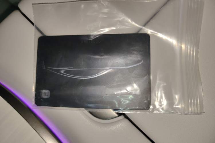 Used Xiaomi Auto SU7 2024 Four-Wheel Drive Ultra-Long Range Advanced Intelligent Driving Max Edition
