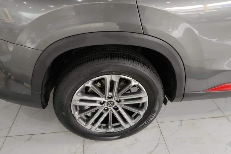 Used CHANGAN CS75 PLUS 2021 1.5T Automatic Luxury Version Right Rear Wheel Hub