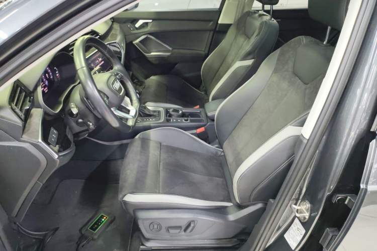 Used Audi Q3 2019 35 TFSI Fashion Dynamic Model