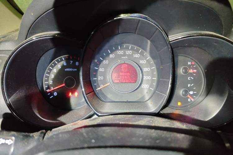 Used Kia K2 2012 Hatchback 1.6L AT Premium
