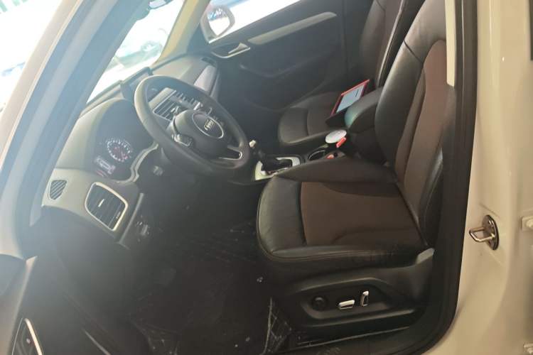 Used Audi Q3 2017 30 TFSI Fashion Model
