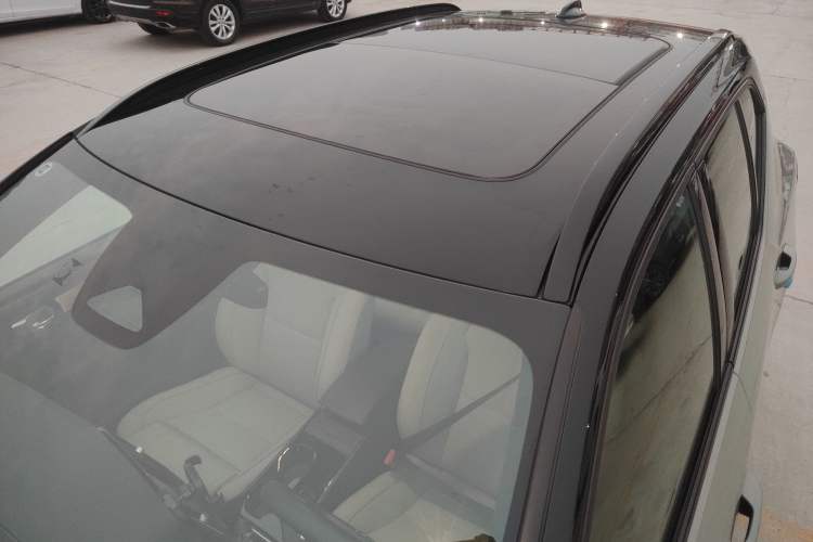 Used Volvo XC40 New Energy 2023 Four-Wheel-Drive High-Performance Version
