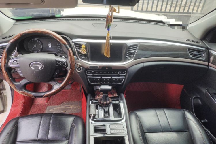 Used GAC Trumpchi GS8 2017 320T Two-Wheel Drive Luxury Smart Connectivity Version (7 Seats)