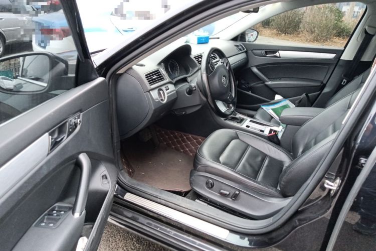 Used Volkswagen Passat 2015 1.8TSI DSG Prestige Edition Driver Seat